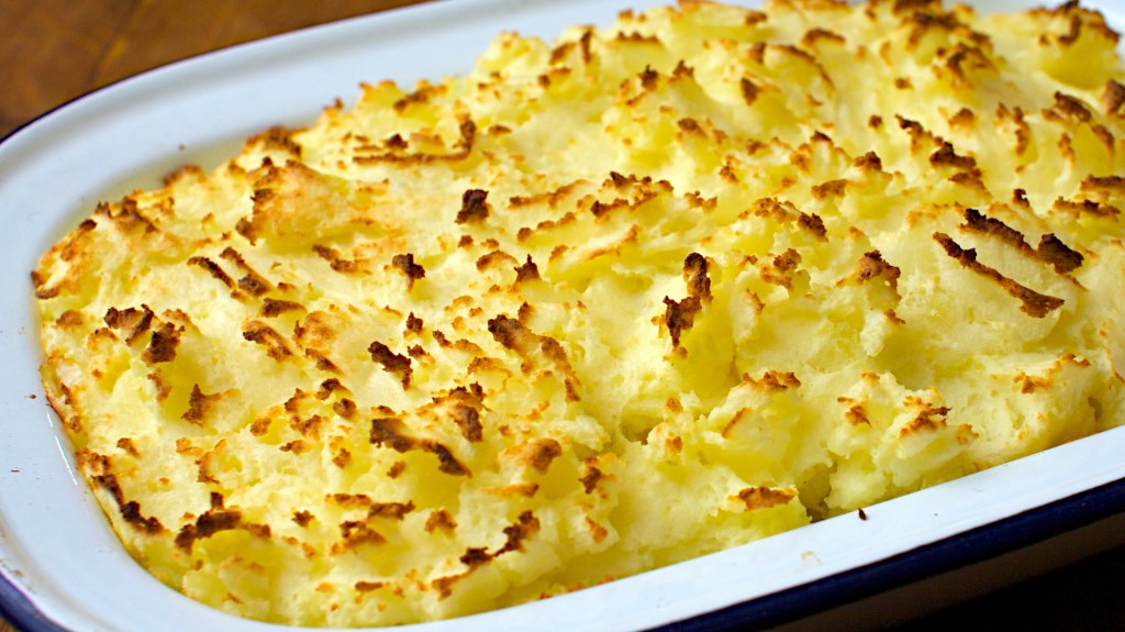 Easy Chicken & Corn Pie