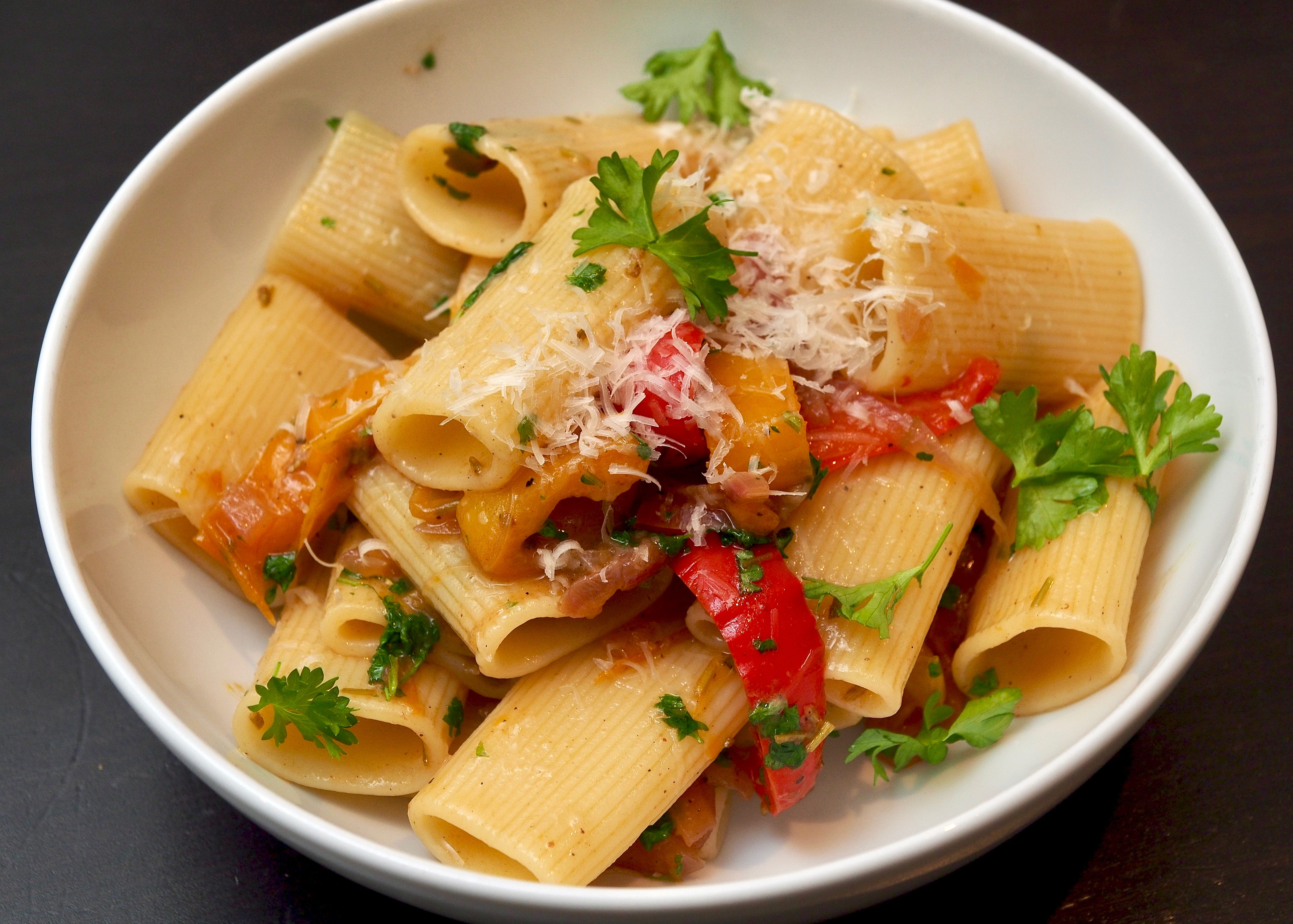 Rigatoni Peperonata
