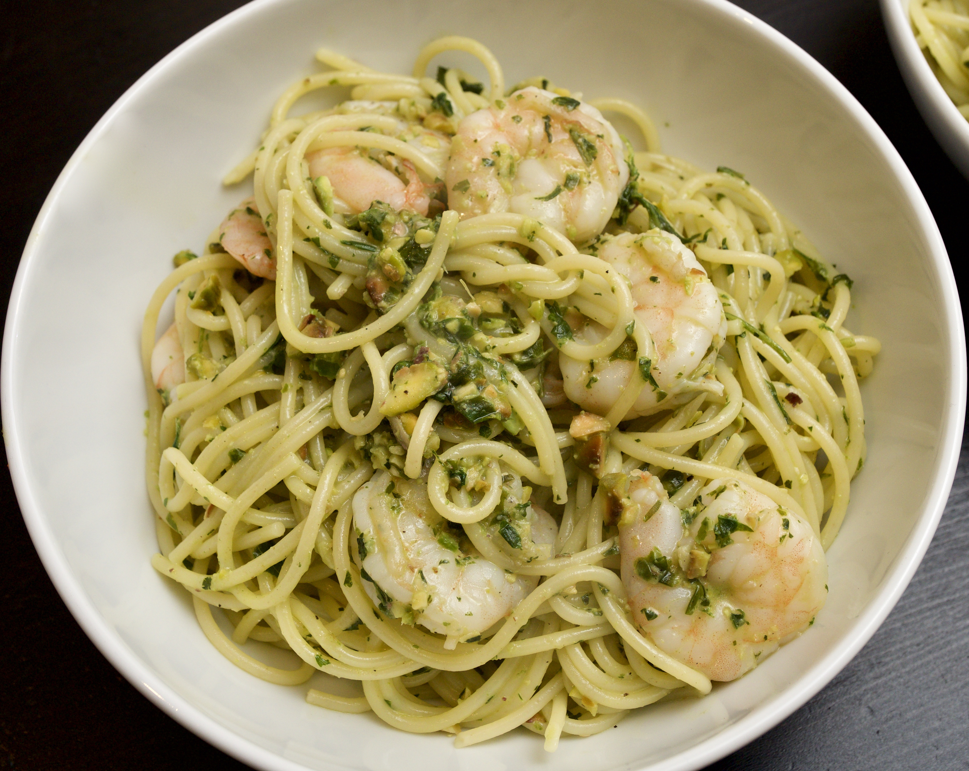 Spaghettini w. prawns basil parsley and pistachios