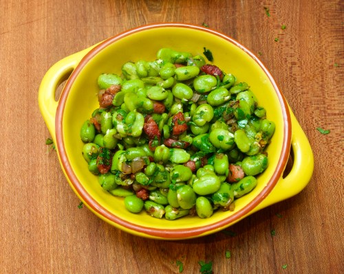 Broadbeans with pancetta