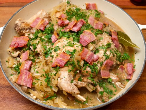 Rabbit w onions &amp; rosemary