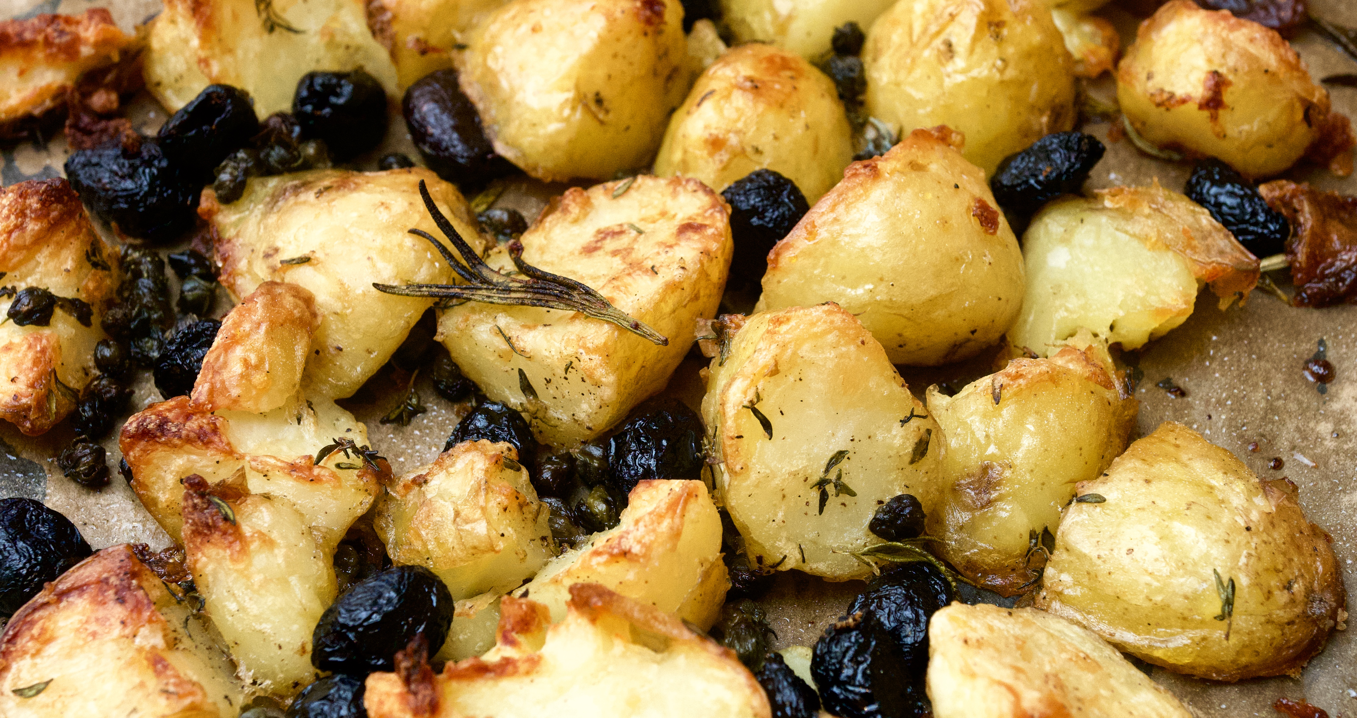 Crispy new potato bake