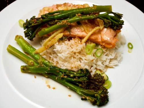 Baked salmon parcels with ginger, soy, honey, toasted sesame seeds &amp; broccoli
