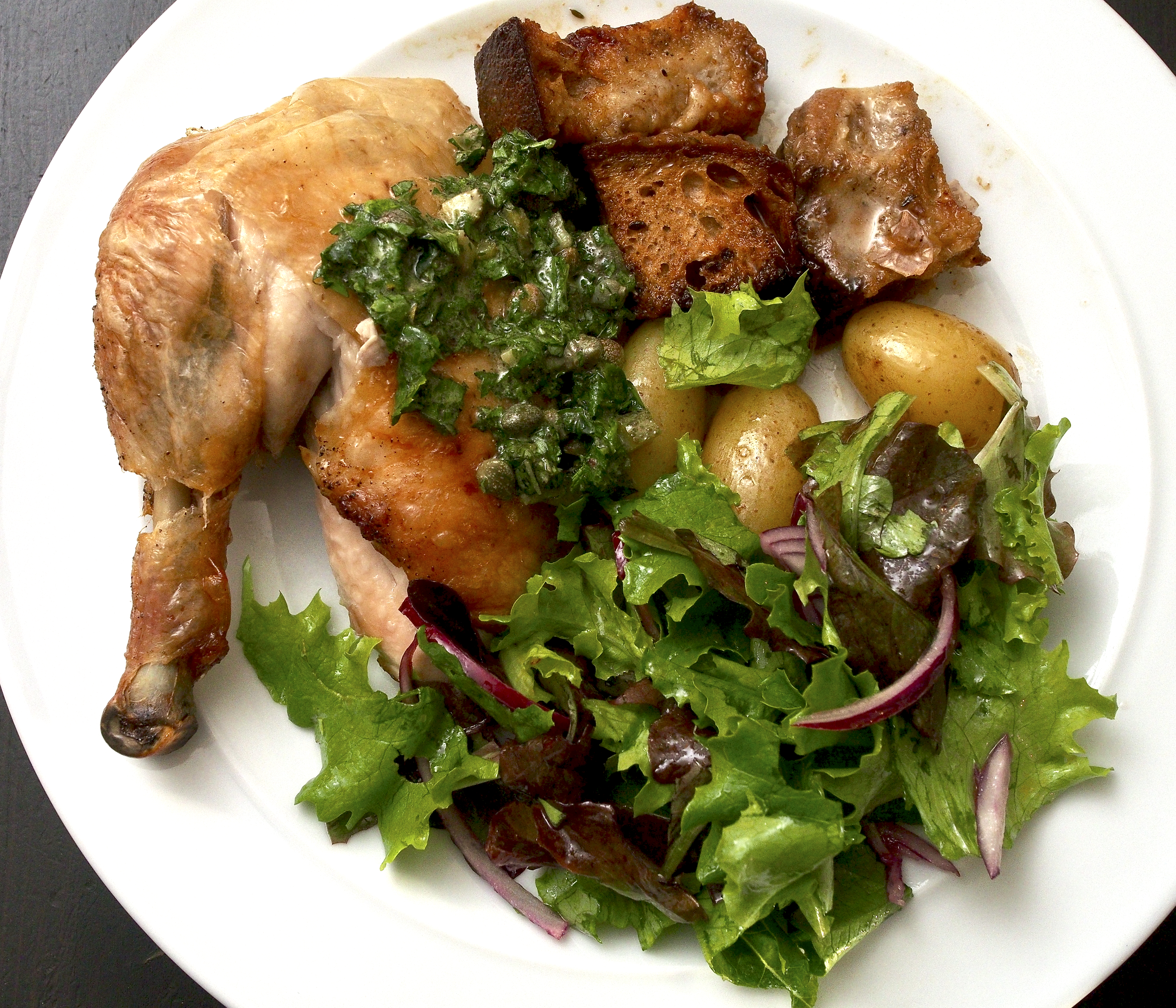 Roast chicken with garlic &amp; thyme croutons