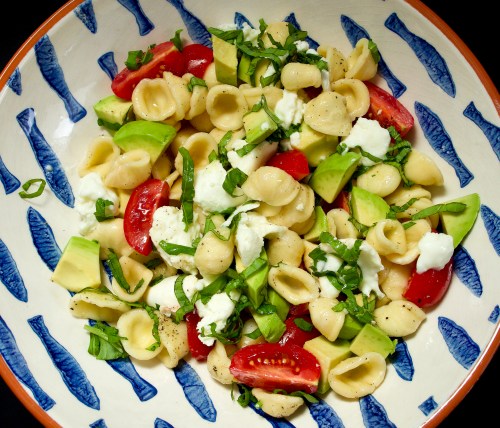 Caprese pasta salad