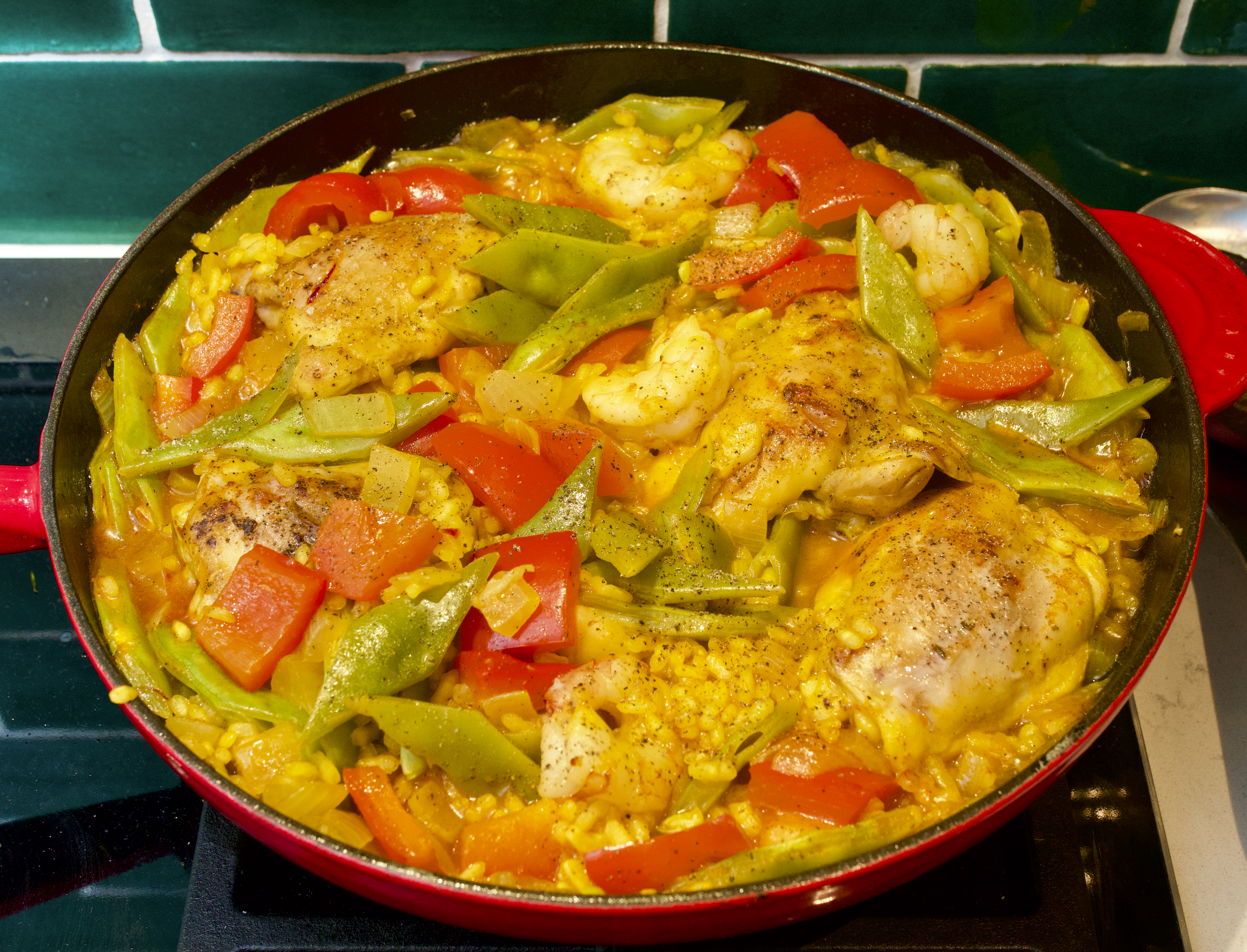 Paella with Runner Beans, Chicken &amp; Prawns